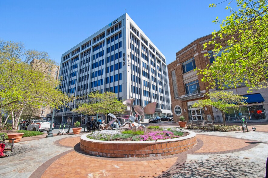 More Photos Of 962 Wayne Ave, Silver Spring Office For Lease