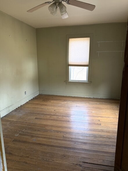 More Photos Of 1634 Moselem Springs Rd, Hamburg Storefront Retail Residential For Sale