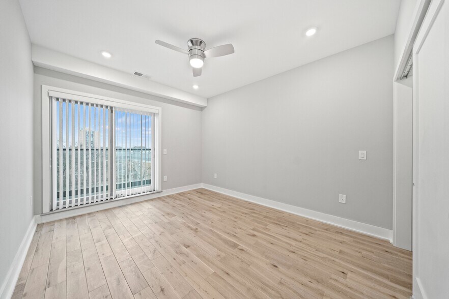 More Photos Of 1000-1038 W Girard Ave, Philadelphia Apartments For Lease