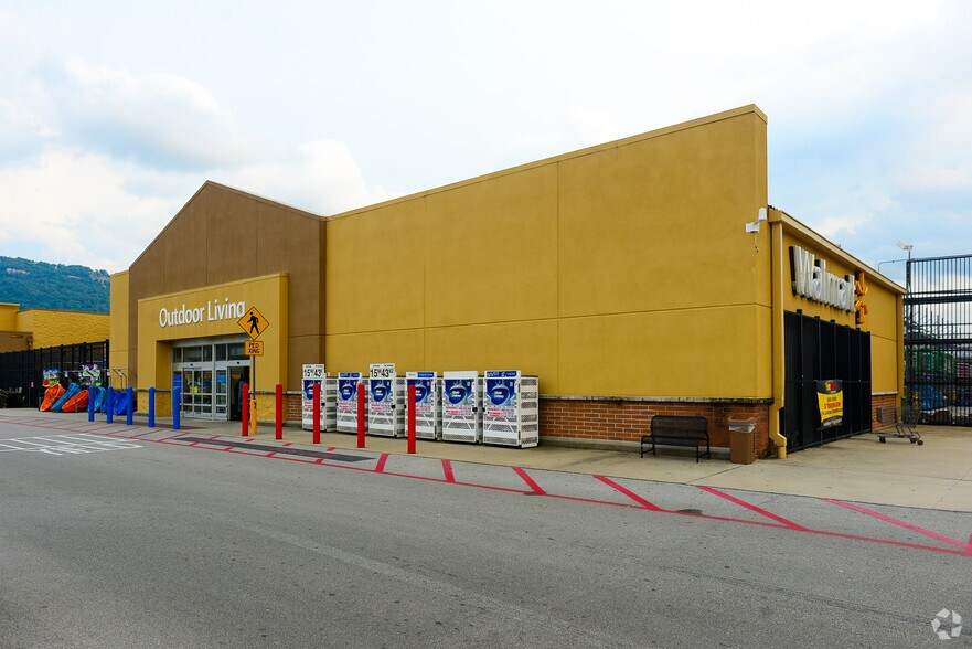 More Photos Of 3450 Cummings Hwy, Chattanooga Unknown For Lease