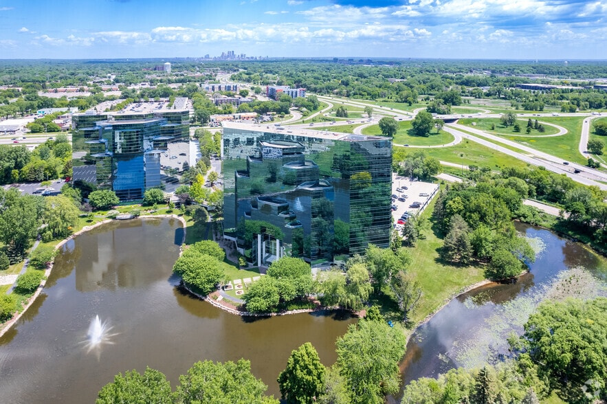 More Photos Of 505 N Highway 169, Plymouth Office For Lease