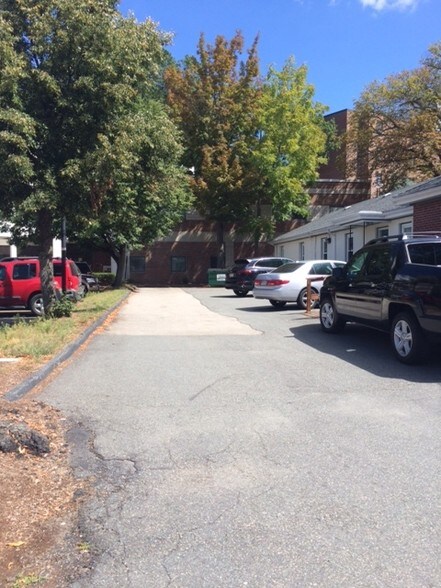 More Photos Of 95 Lincoln St, Framingham Medical For Lease