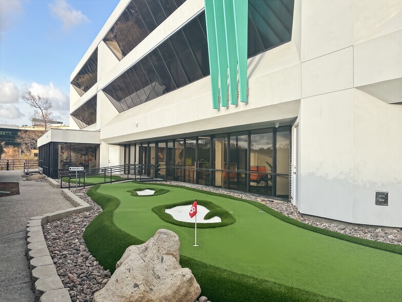 More Photos Of 2650 Camino del Rio N, San Diego Office For Lease