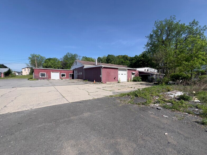 More Photos Of 2 S Plank Rd, Newburgh Warehouse For Sale