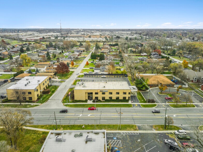 Primary Photo Of , Palos Hills Office For Sale