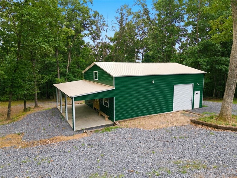 More Photos Of 1309 Redland Rd, Cross Junction Winery Vineyard For Sale