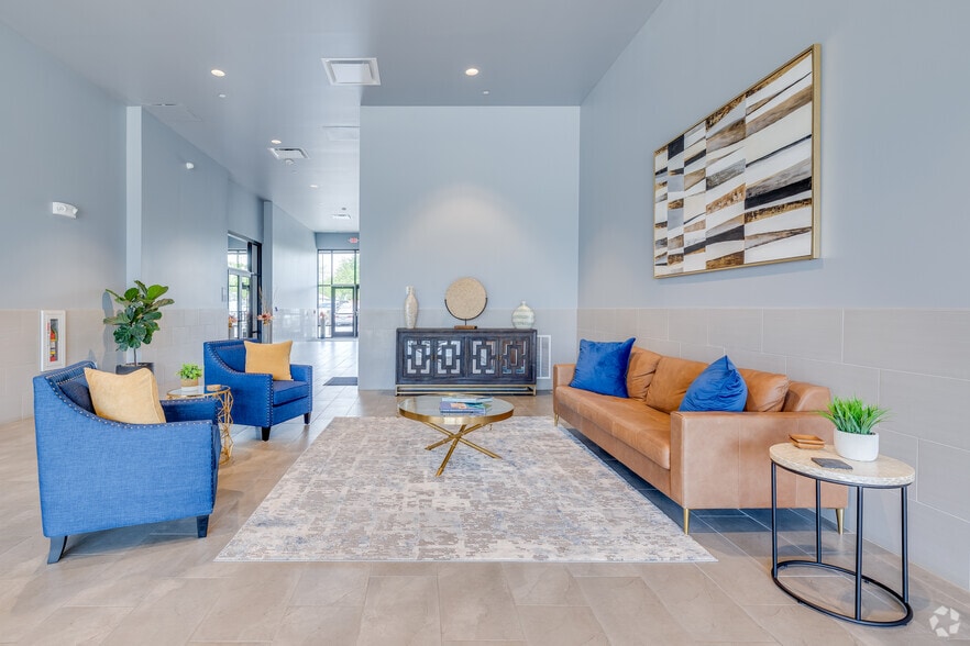 More Photos Of 305 N Main St, Broken Arrow Apartments For Lease