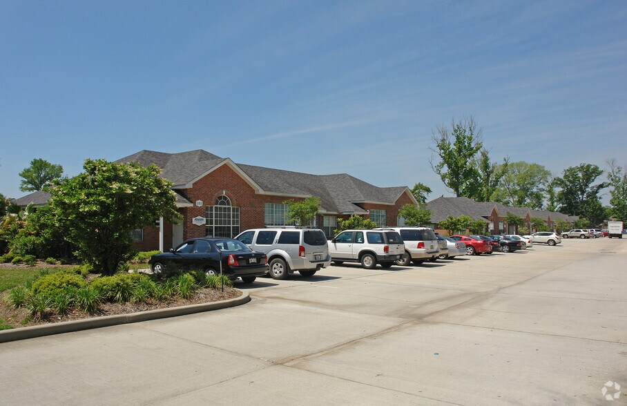 More Photos Of 9270 Siegen Ln, Baton Rouge Office For Lease