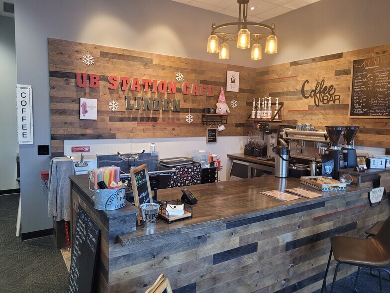 More Photos Of 120 N Bridge St, Linden Storefront Retail Office For Lease