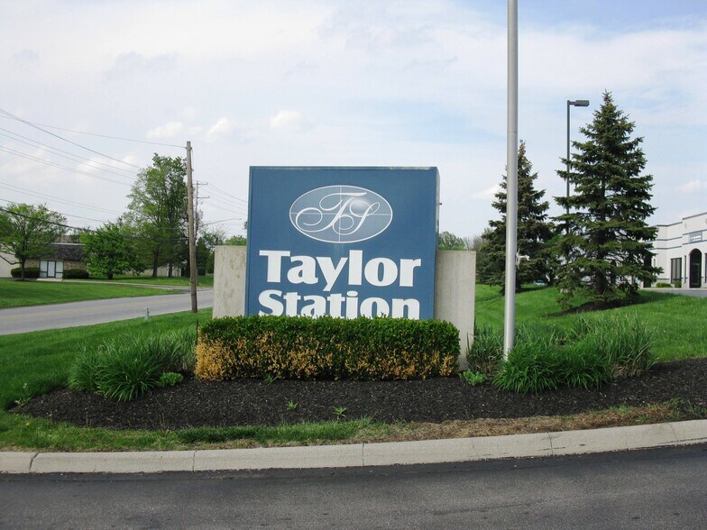 More Photos Of 1010 Taylor Station Rd, Gahanna Light Distribution For Lease