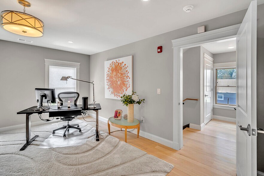 More Photos Of 131 Main St, White House Station Office Residential For Sale