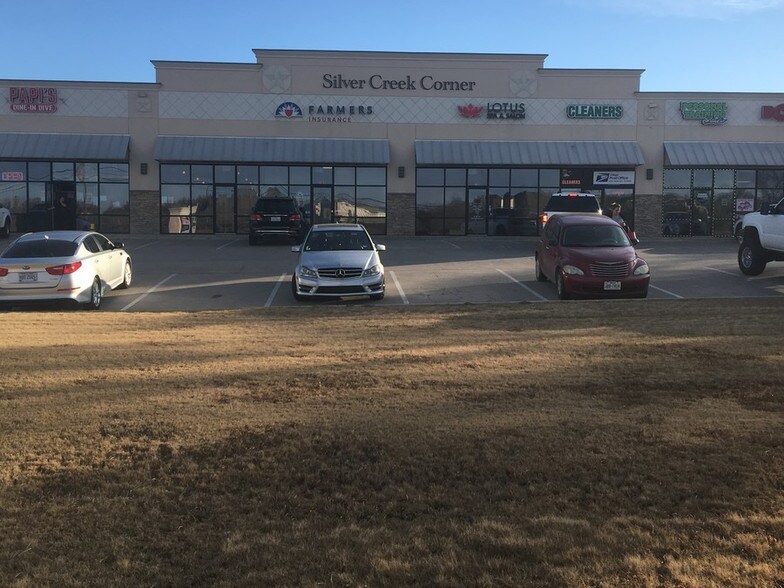 More Photos Of 7001 Confederate Park Rd, Fort Worth Restaurant For Sale