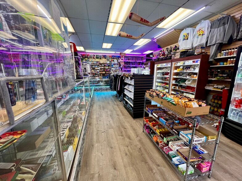 More Photos Of 118 S Murphy Ave, Sunnyvale Storefront Retail Residential For Sale