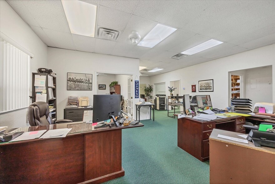 More Photos Of 1578 El Jobean Rd, Port Charlotte Office For Lease