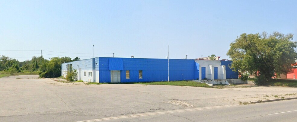 Primary Photo Of 436 Huron Rd, Goderich Warehouse For Sale