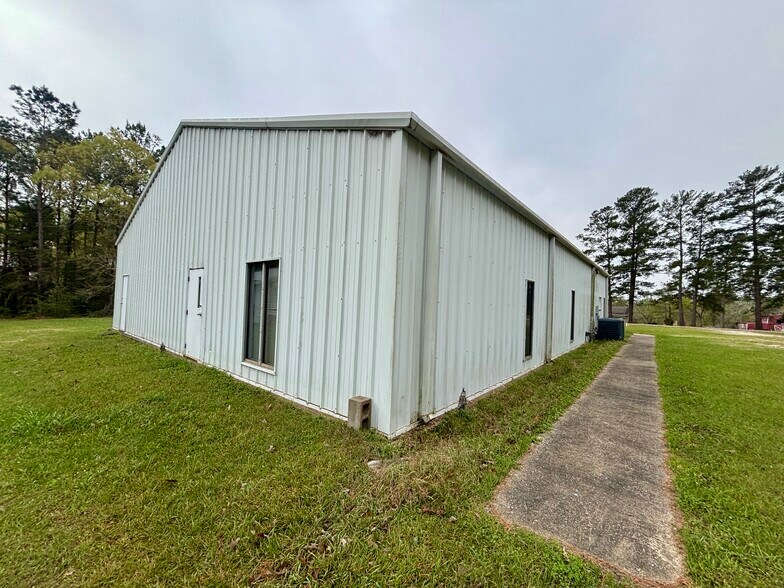 More Photos Of 5097 FM 1374 Rd, Huntsville Specialty For Sale