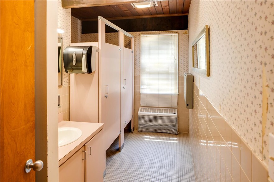 More Photos Of 215 N Hillside Ave, Valley Stream Specialty For Sale