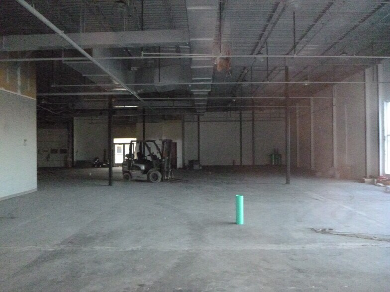 More Photos Of 3100 SW College Rd, Ocala Unknown For Lease