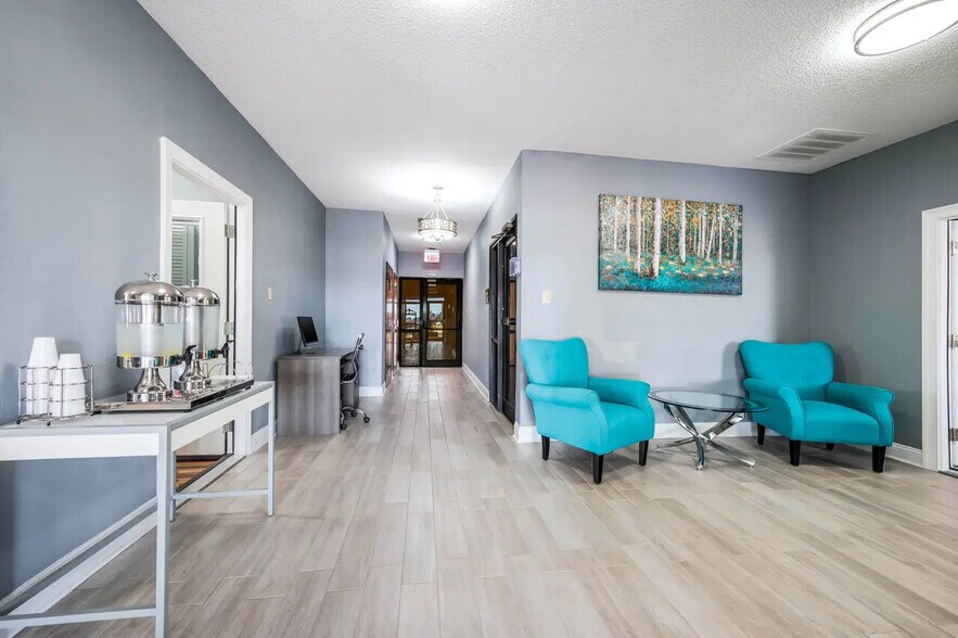 More Photos Of 2015 Military Rd, Columbus Hotel For Sale