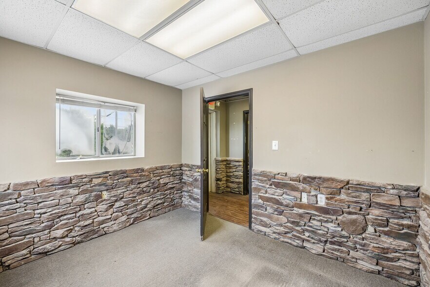 More Photos Of 1311 W College St, Murfreesboro Industrial For Sale