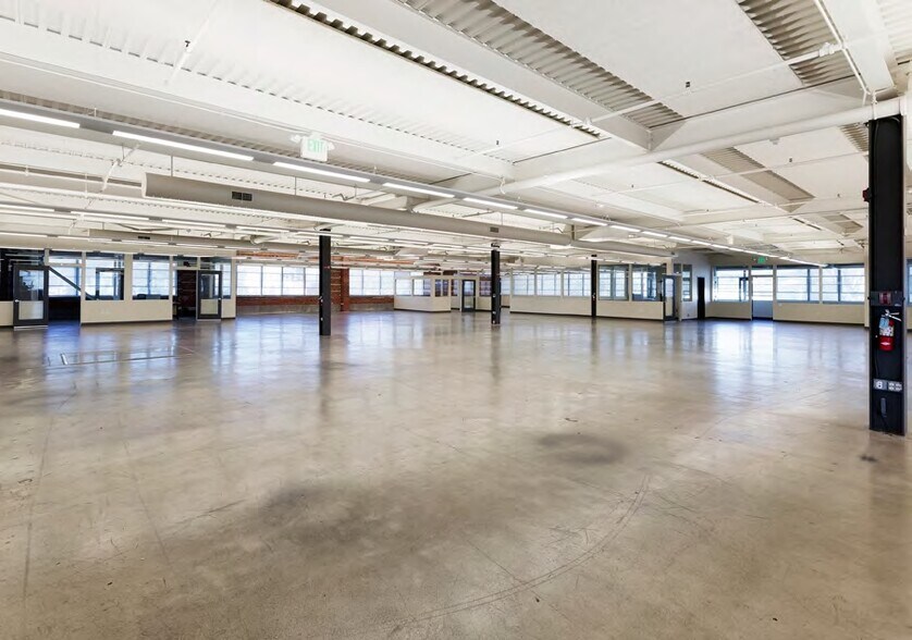 More Photos Of 6025 3rd St, San Francisco Warehouse For Lease