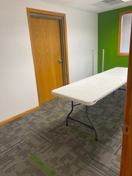 More Photos Of 4210 Highway 14 E, Rochester Industrial For Lease