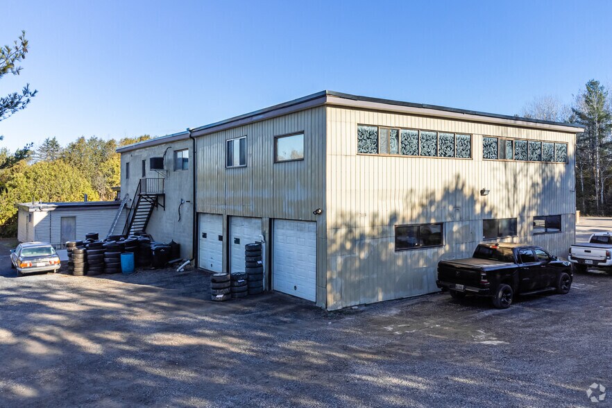 More Photos Of 822 Cedarview Rd, Ottawa General Retail For Lease