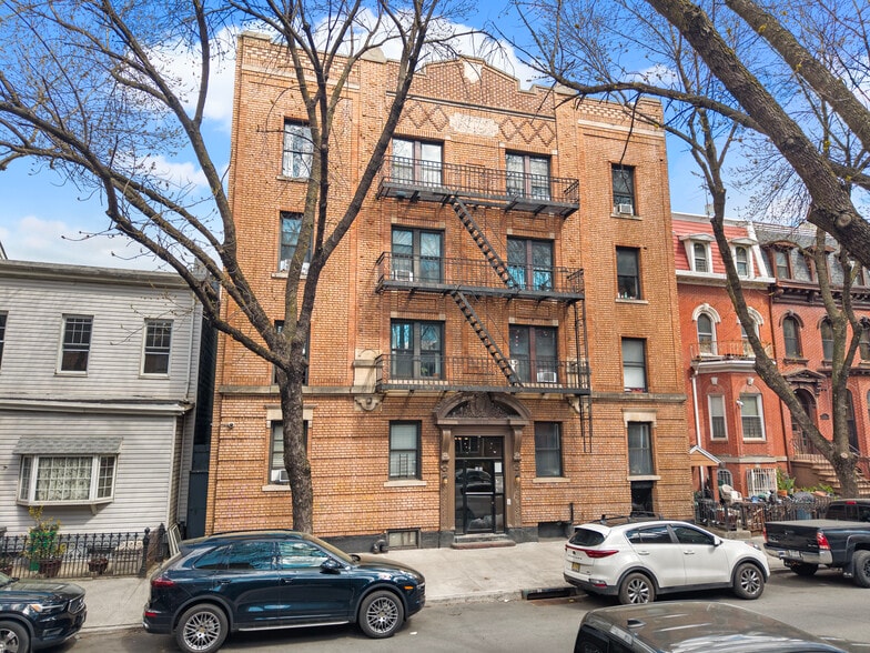 Primary Photo Of 93-95 India St, Brooklyn Apartments For Sale