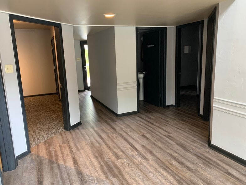 More Photos Of 1619 W 6th St, Austin Loft Creative Space For Lease