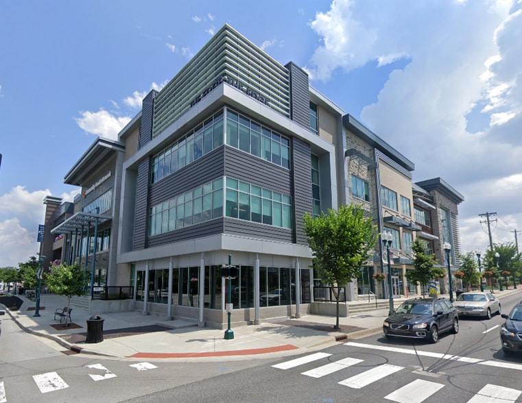 Primary Photo Of 8890 E 116th St, Fishers Medical For Lease