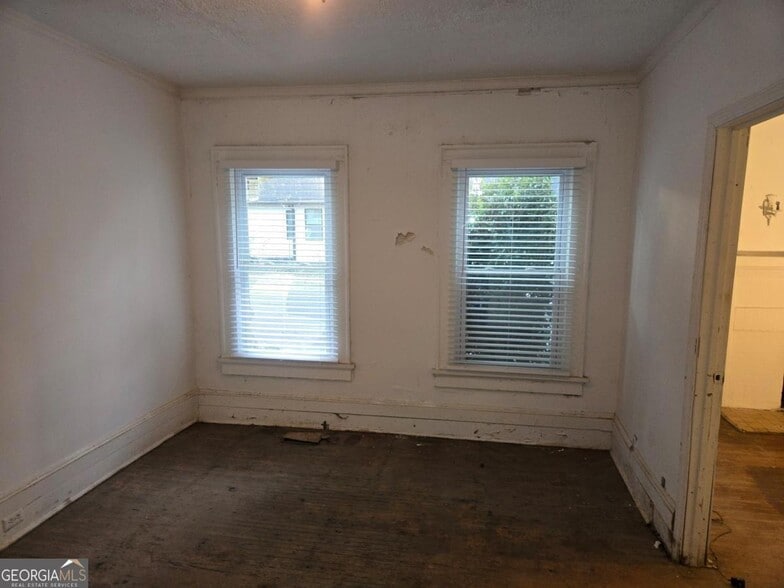 More Photos Of 1478 Beecher St, Atlanta Apartments For Sale