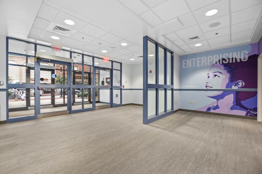 More Photos Of 75 Pleasant St, Malden Office For Lease