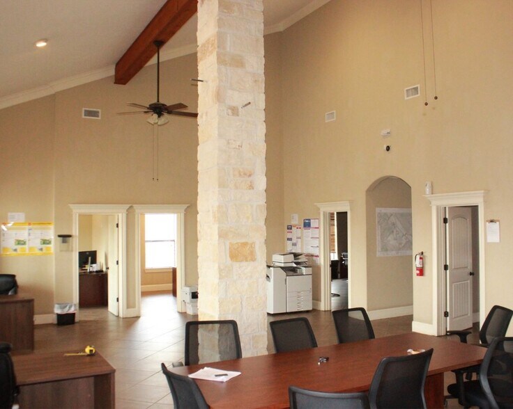 More Photos Of 7081 Old Reliance Rd, Bryan Industrial For Lease