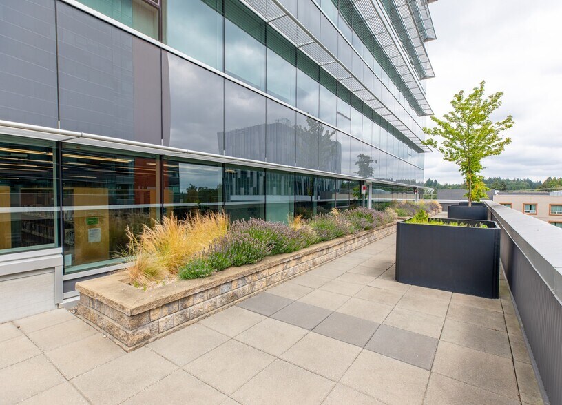 More Photos Of 9639 137A St, Surrey Medical For Sale