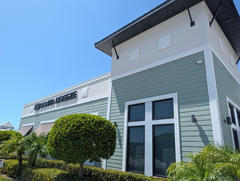 More Photos Of 4276 Bonita Beach Rd, Bonita Springs Self Storage For Sale
