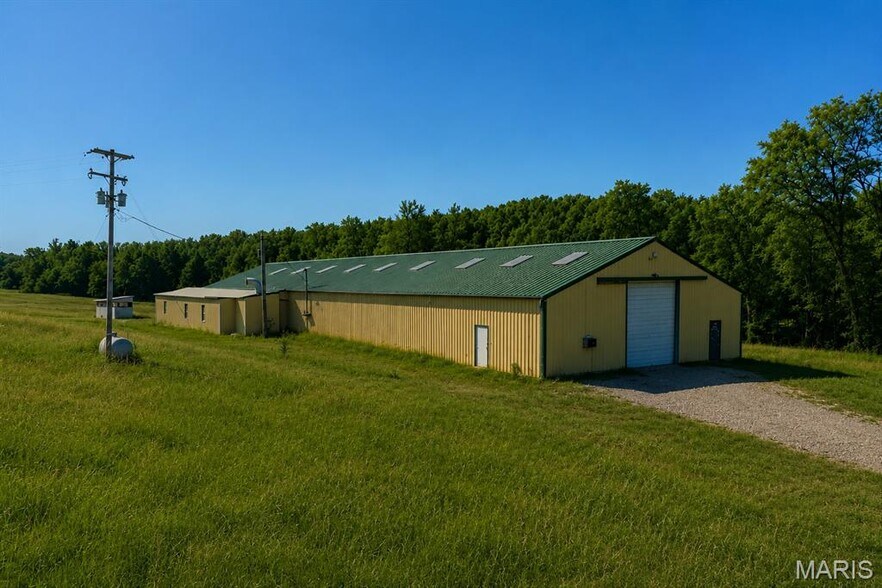 More Photos Of 37 Fairview Rd, Richland Industrial For Sale