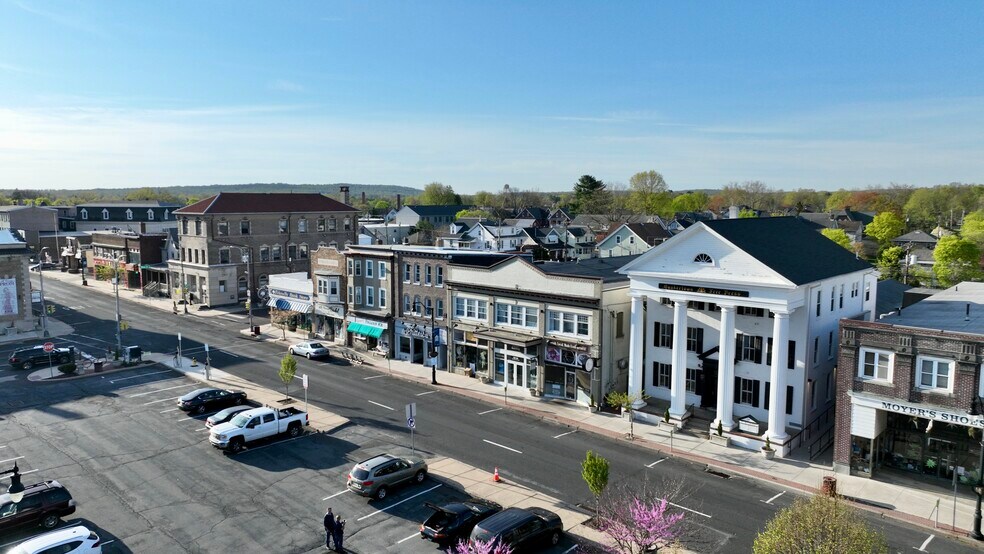 More Photos Of 312-314 W Broad St, Quakertown Office For Sale