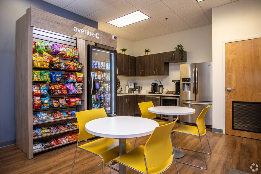 More Photos Of 10926 David Taylor Dr, Charlotte Coworking Space