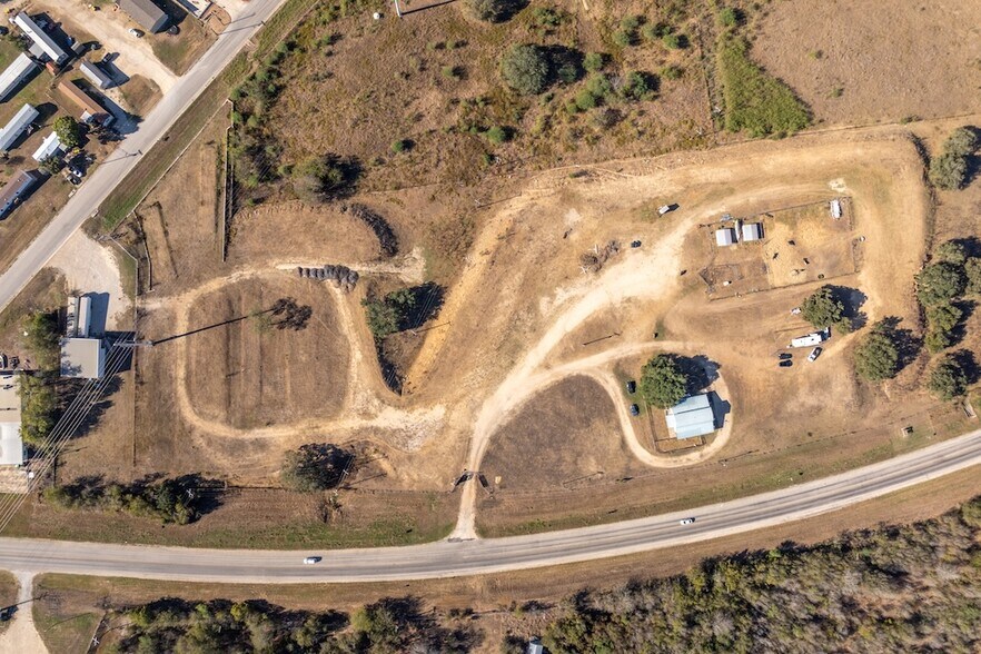 More Photos Of 2127 N Saint Joseph St, Gonzales Land For Sale