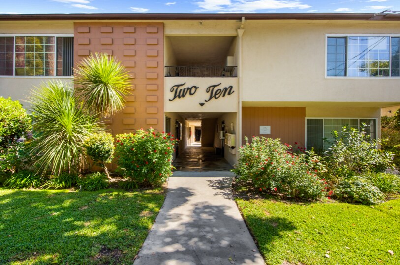 Primary Photo Of 210 S Catalina Ave, Pasadena Apartments For Sale