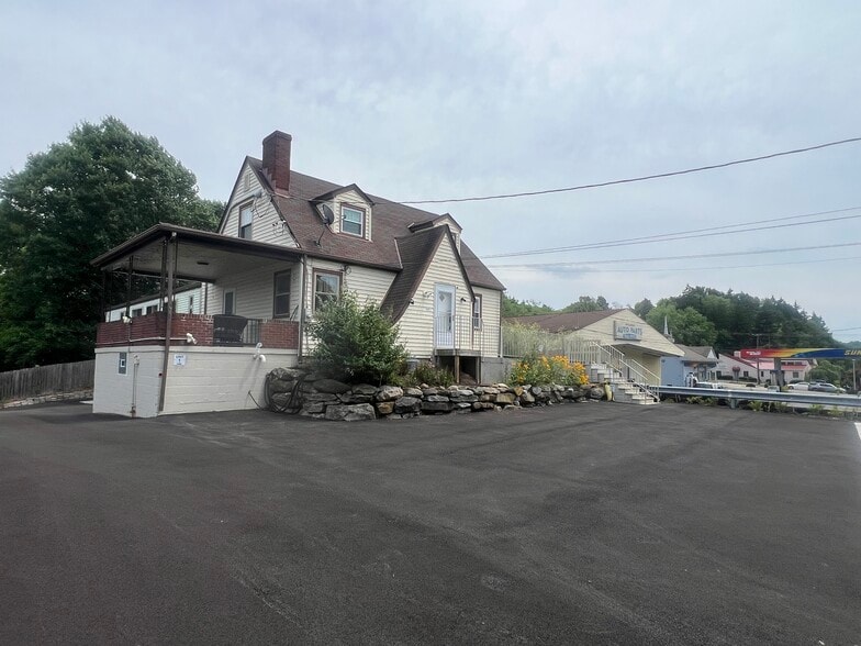 Primary Photo Of 9140 Perry Hwy, Pittsburgh Office For Sale