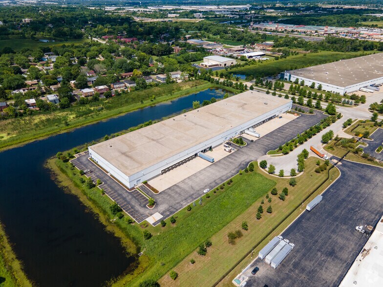 More Photos Of 2121 Diehl Rd, Aurora Warehouse For Lease