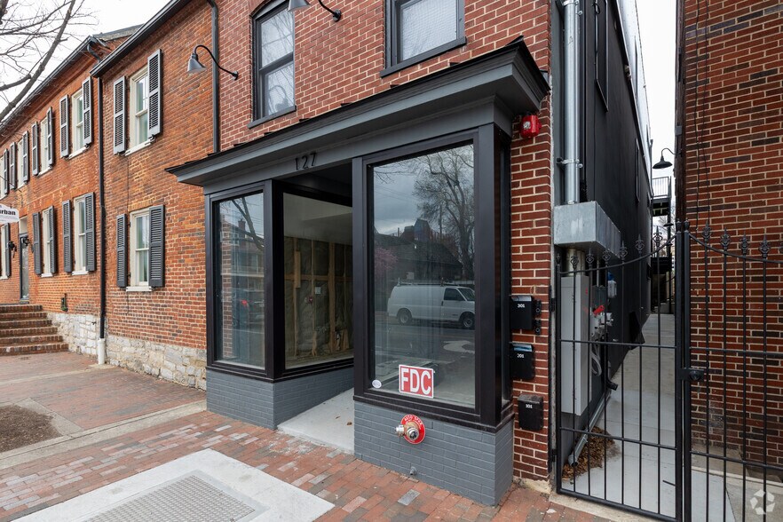 More Photos Of 127 S Braddock St, Winchester Office For Lease