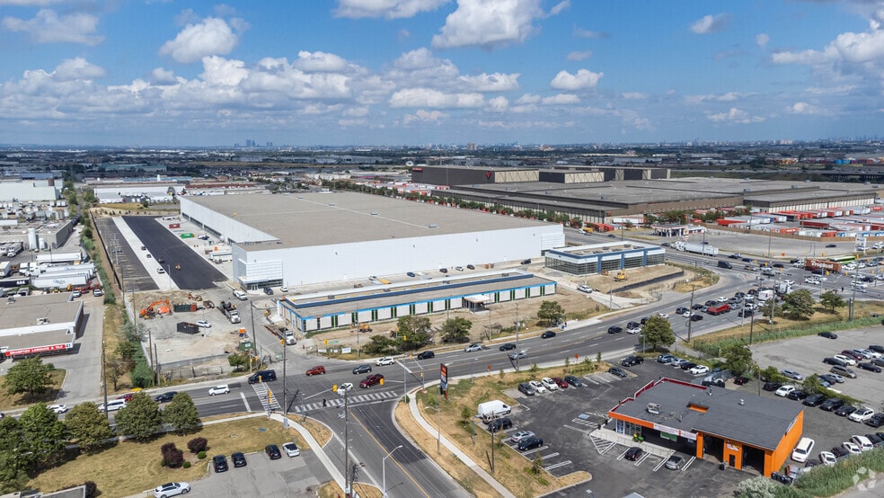 Primary Photo Of 15 Bramalea Rd, Brampton Warehouse For Lease