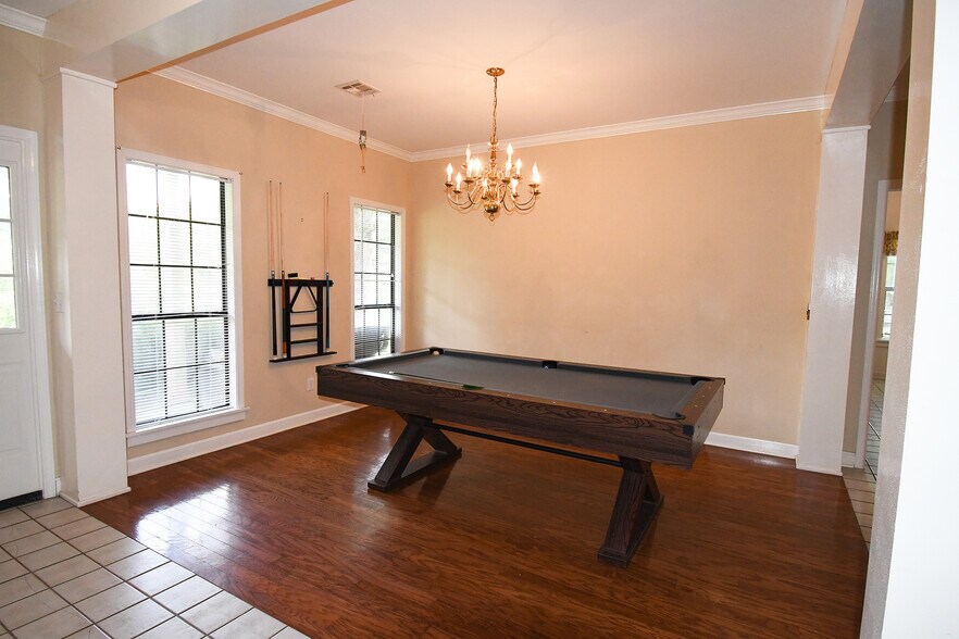 More Photos Of 7687 OK-10, Tahlequah Hospitality For Sale