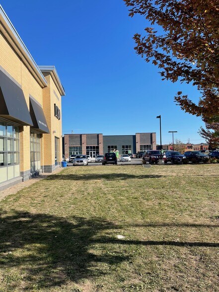 More Photos Of 150 Front St, Quinte West Freestanding For Lease