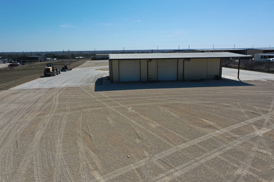 More Photos Of 14752 State Highway 29 hwy, Liberty Hill Industrial For Lease