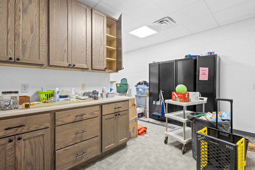 More Photos Of 414 S Church St, Endeavor Schools For Sale
