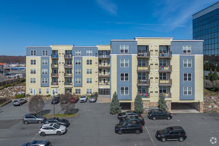 More Photos Of 587 Connecticut Ave, Norwalk Apartments For Sale