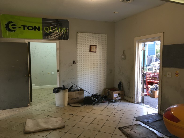 More Photos Of 936 Savannah Hwy, Charleston Freestanding For Lease